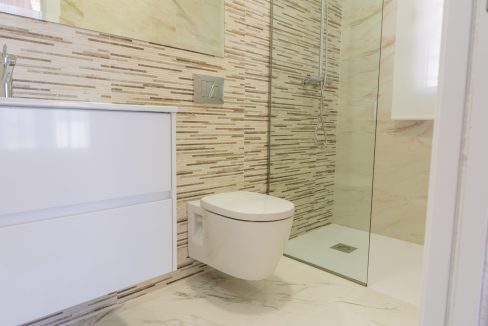 d5f50e24b17eb25f50e24b17eed