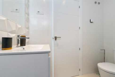 d5f5e17f154bb85f5e17f154bf0