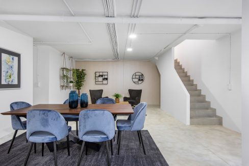 d5f5fb84fd302d5f5fb84fd4198