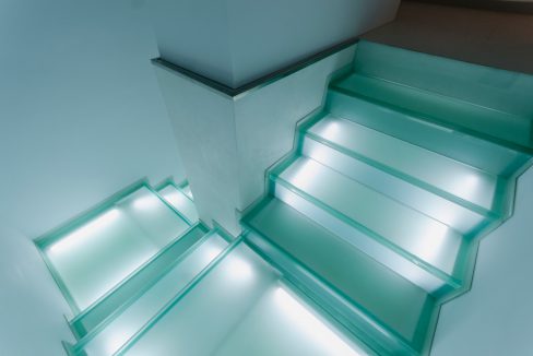 d5f6a1af81e55f5f6a1af81e598