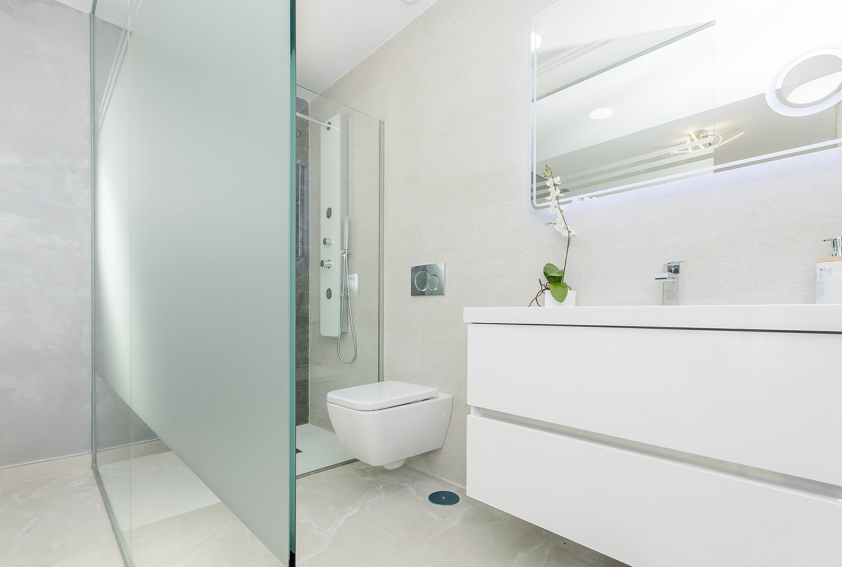 d5f6b4f1c99bfb5f6b4f1c99c33