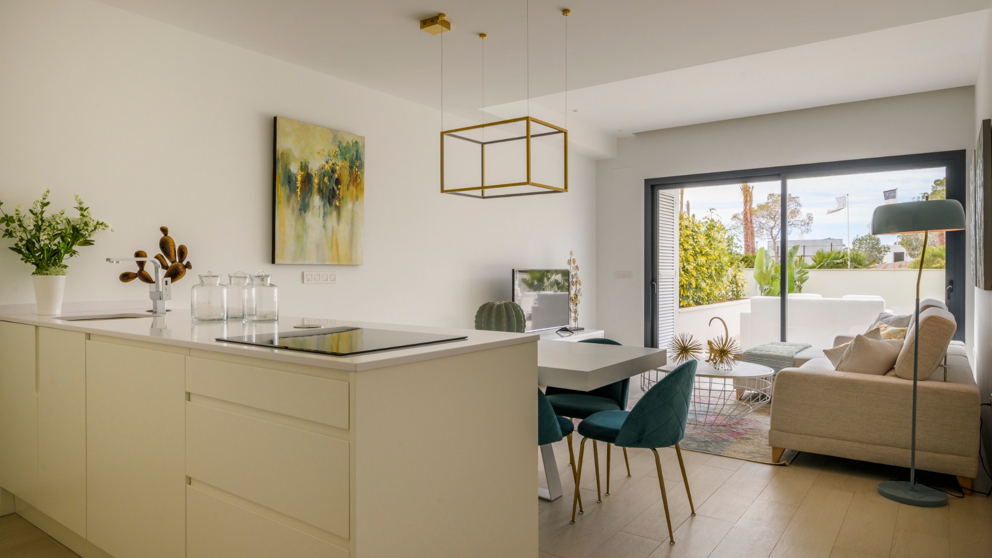 d5f734ae04d3045f734ae04d33c