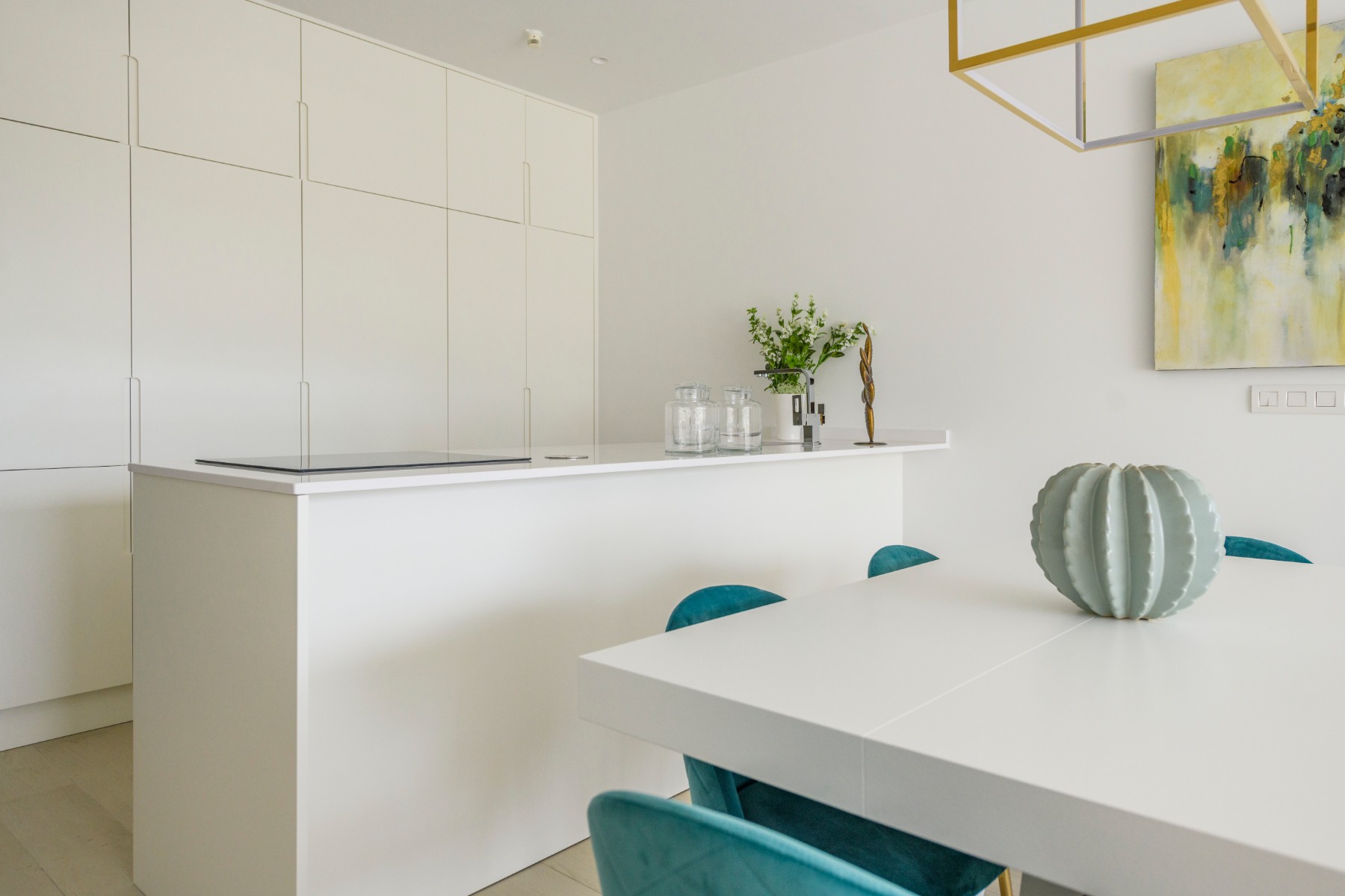 d5f734aecc7d8f5f734aecc7dd9