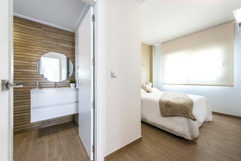 d5f8594e09081c5f8594e090855