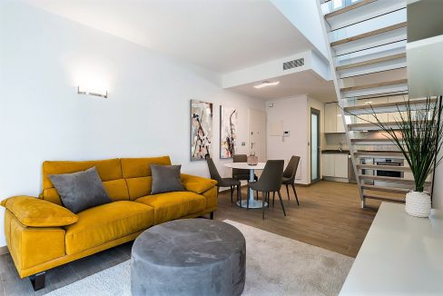 d5f85a04d370cc5f85a04d37105