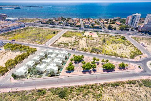 d5f85a05a89faf5f85a05a89fe7