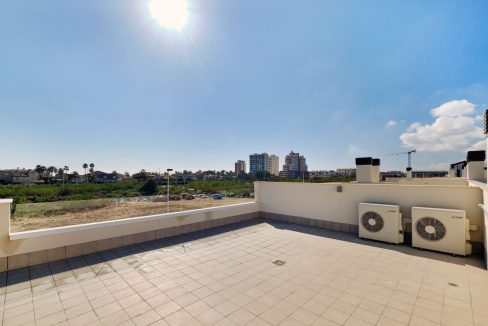 d5f85a05ba39985f85a05ba39d1