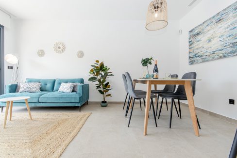 d5f8951a83bd155f8951a83bd4e