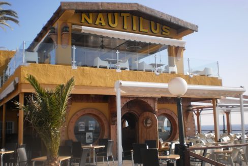 d5f8976e95aefb5f8976e95af34