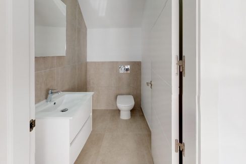 d5f9692b67034e5f9692b670388