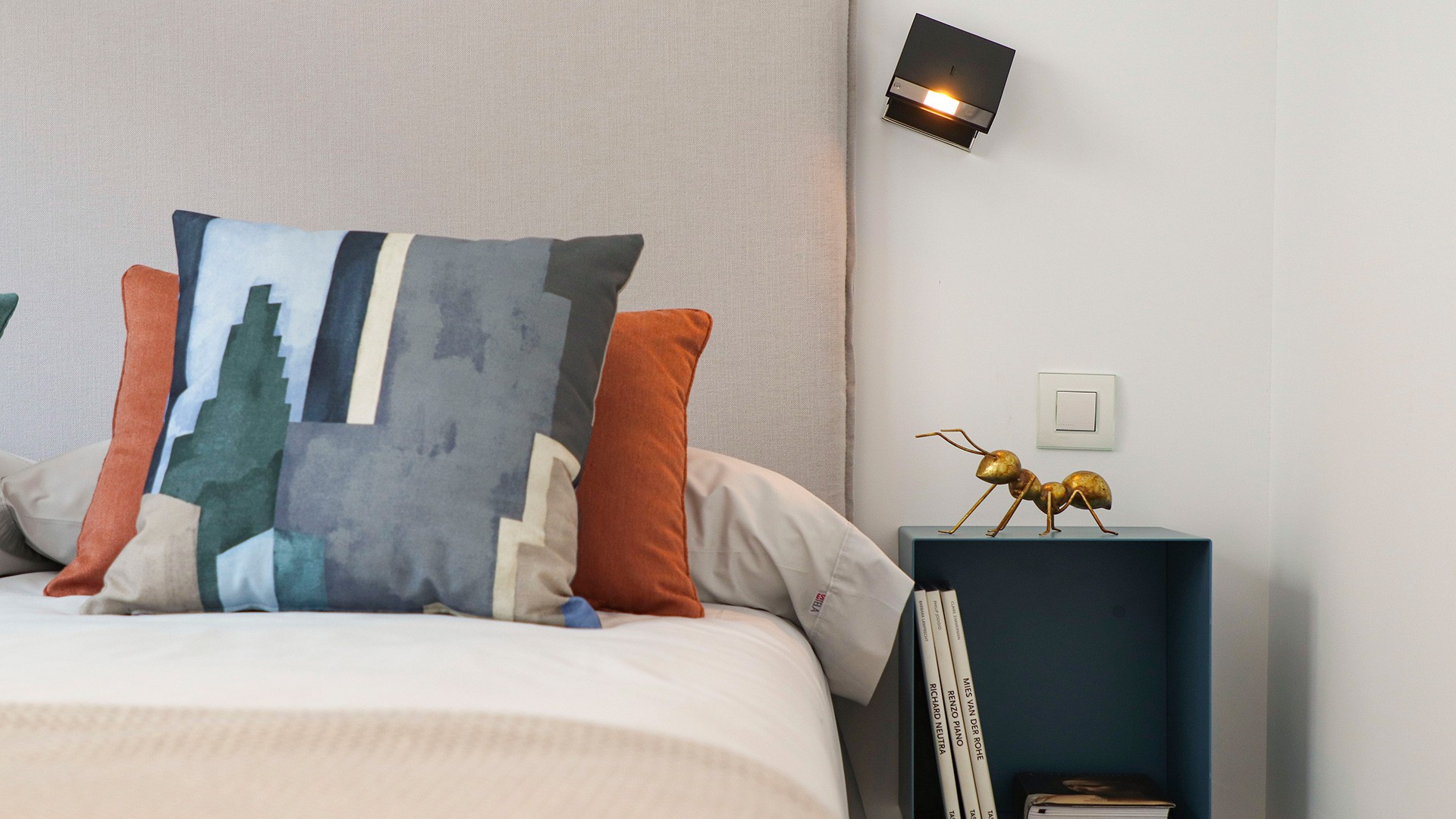 d5f982c173b8905f982c173b8c9