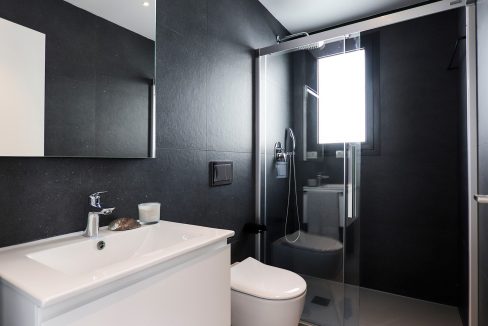 d5f982c20bf4c25f982c20bf4fa