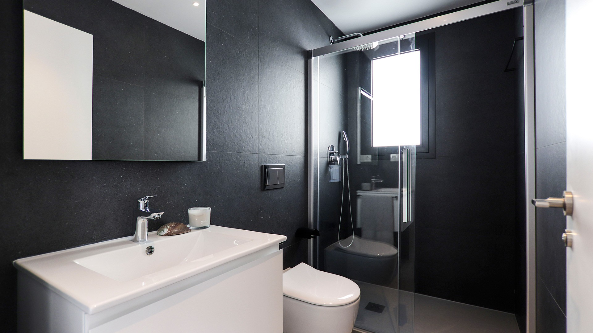 d5f982c20bf4c25f982c20bf4fa