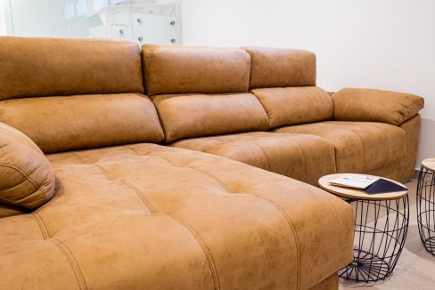 d5fc0cb58990535fc0cb5899093