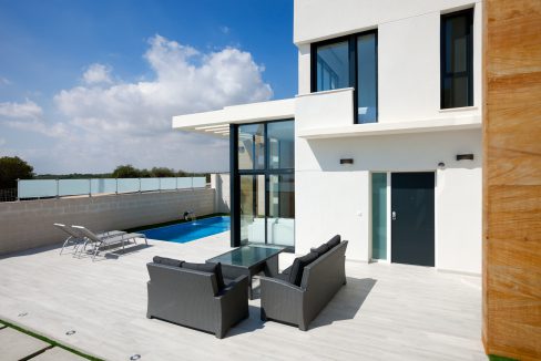 d5fe0849c25fb15fe0849c25ff4