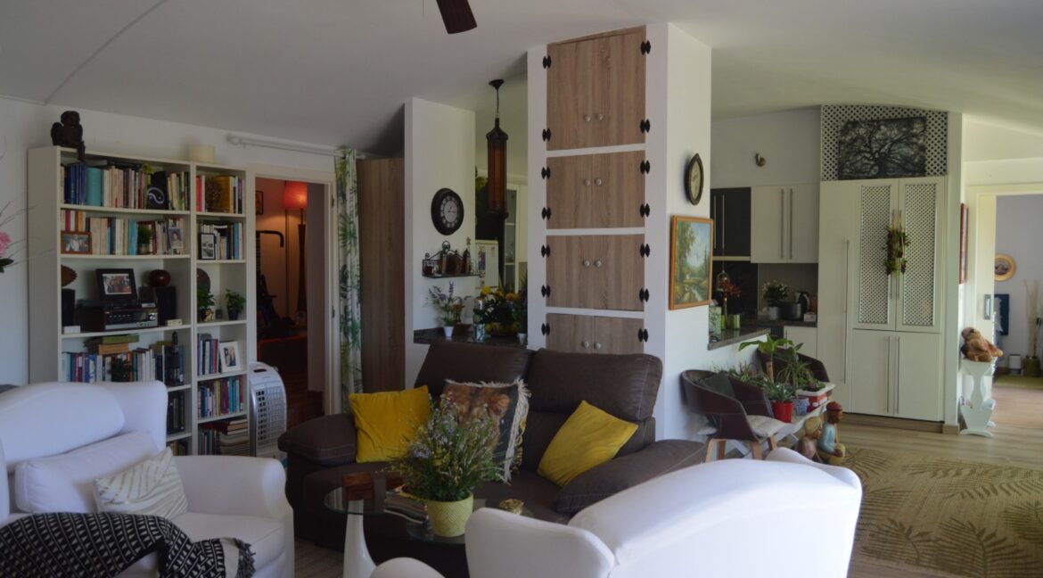 o_1ef3t9re71sob1733q7n1fk36f24i