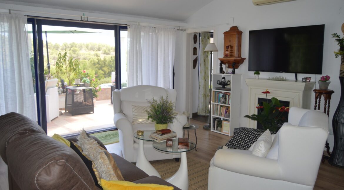 o_1ef3t9re76blu17rjk1h5kcdq4g