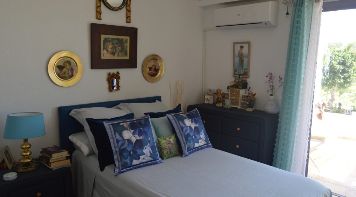 o_1ef3t9re8f7ubgbsj91rqd1iks4r