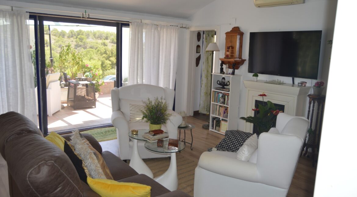 o_1ef3t9re9f5php1mts1f5mrks5i