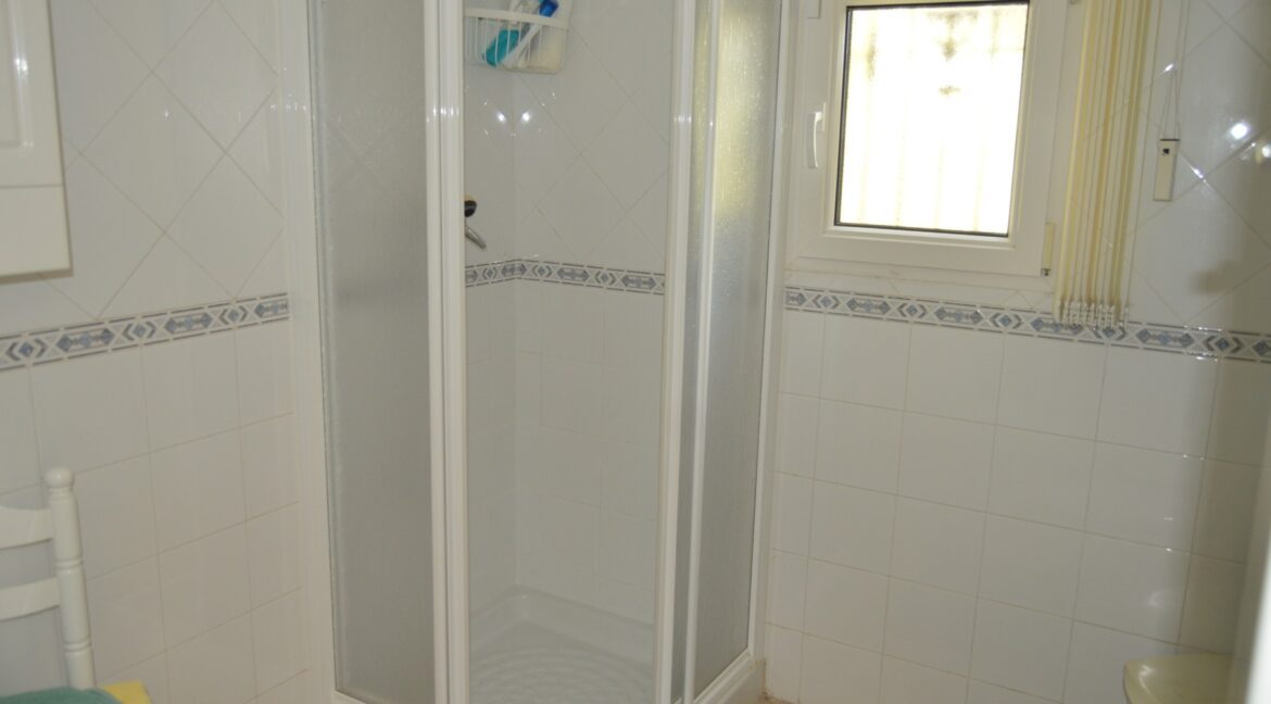 o_1ef86afno6np1okrmpm1ef01fqm3e