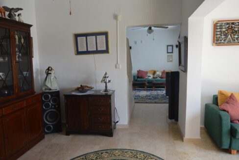 o_1ef86afnob6q1ifg7m8jvplkq3i