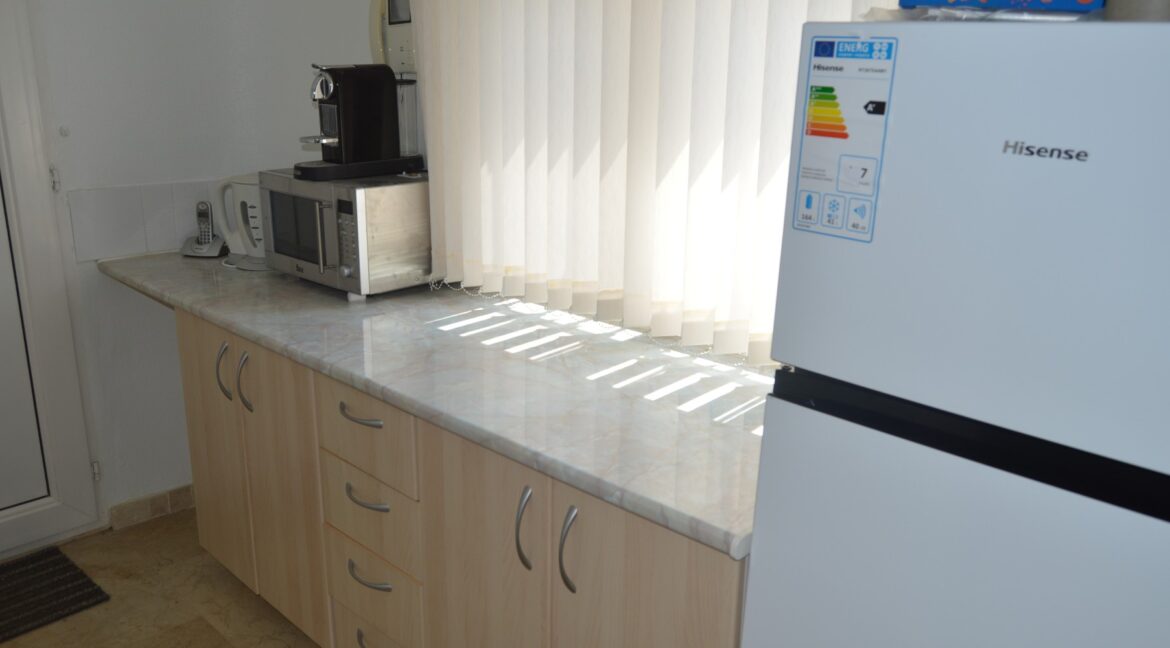 o_1ef86afnp11thab111vnal5lsu3r