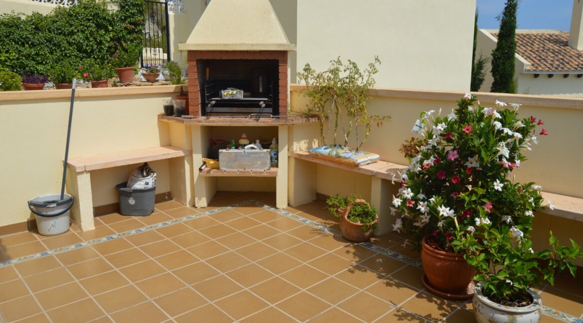 o_1ef86msa13kvj1ckls9co12ivfq