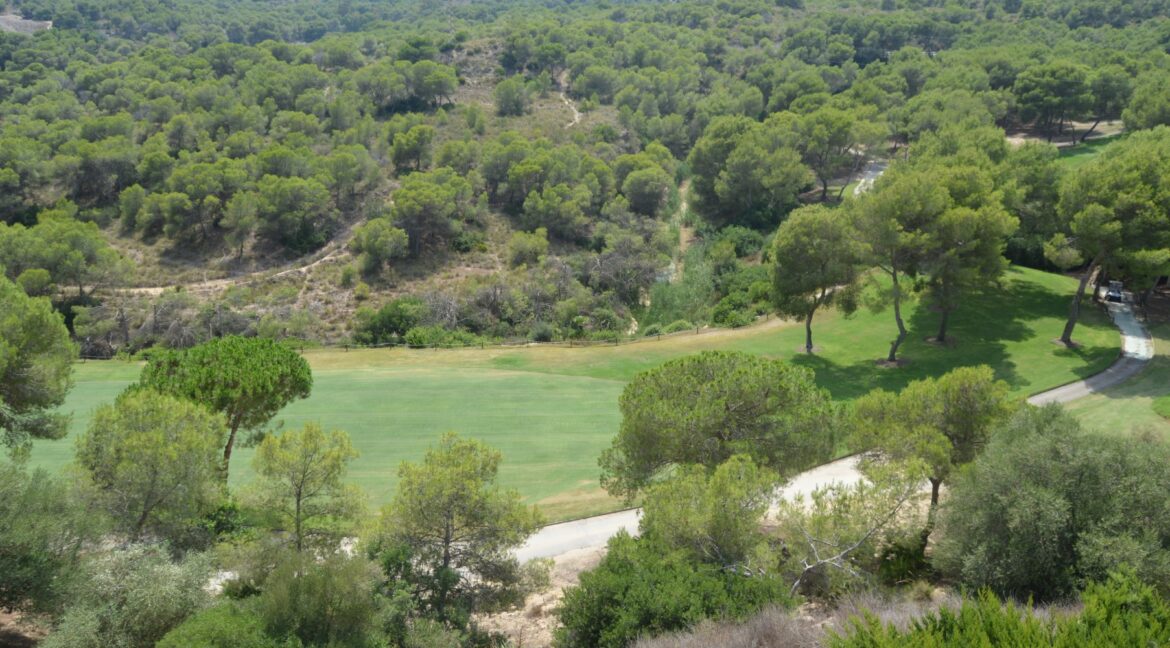 o_1ef86msa1aju1lbsias879h49fu