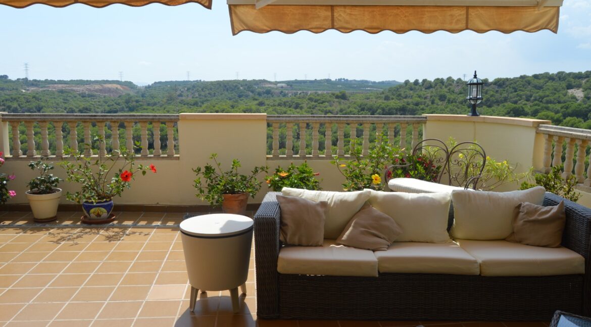 o_1ef86msa21ouq2ilmv38tikb9g2