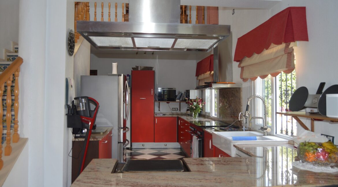 o_1ef86r9hf1bm11jcnck21kt1172pn1