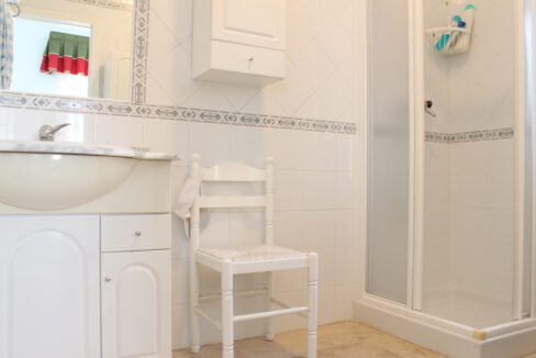 o_1ef86r9hg9ubte4b5hvhr1lidnm