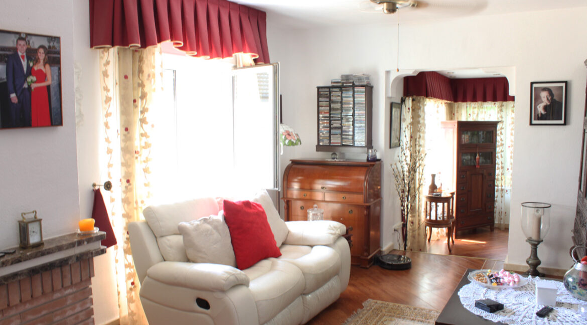 o_1ef875v4ahe81ppn1unu1bm213oqu4