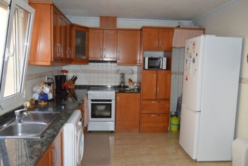 o_1ef9ltl1815t5m2r1nebf93145624