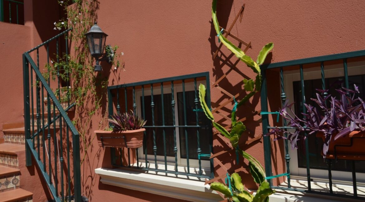 o_1ef9lunlt13g617ll1raaqjgqcc2s