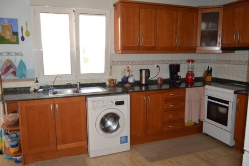 o_1ef9luscp1qk11ota2sj1dg2s2730