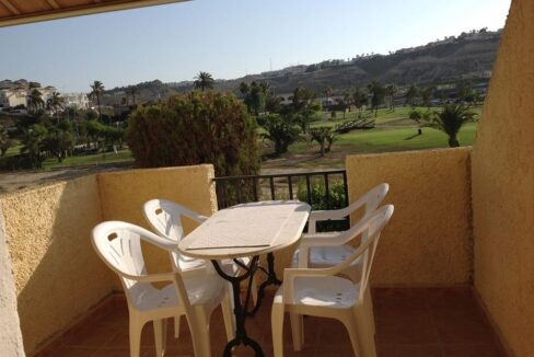 o_1ef9pe33510841uat1fr11o1k14092f