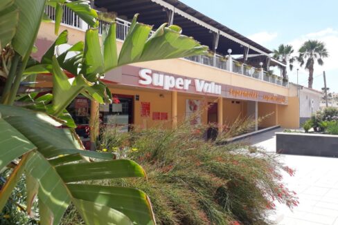 o_1ef9pe3351vi41fgj1r01b4n1f862g