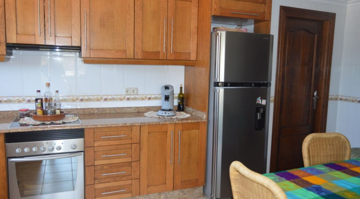 o_1efa75kmp1r3if67a253041iv33