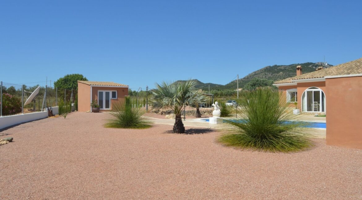 o_1efa75kmp1vkr18dvf3t88oc0538