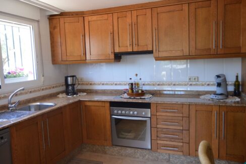 o_1efa75kmpanm14novvc19es12u53e