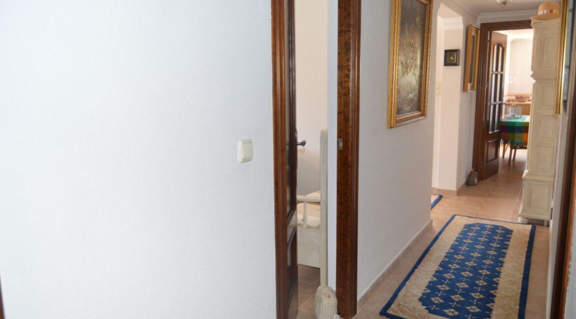 o_1efa75kmpgjjjd31shm1me9vh739