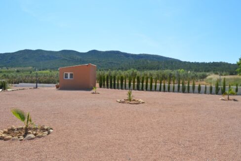 o_1efa75kmprvd1tig1smq1hd977i31