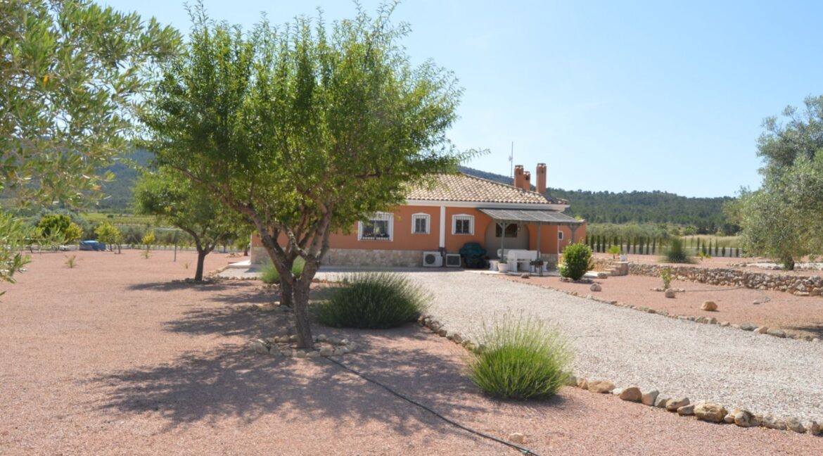 o_1efa75kmq12mf166i7oo132b10e93p