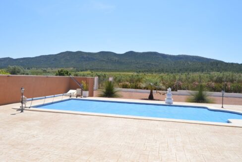 o_1efa75kmq1ksl17gdhopq0k1trd3i