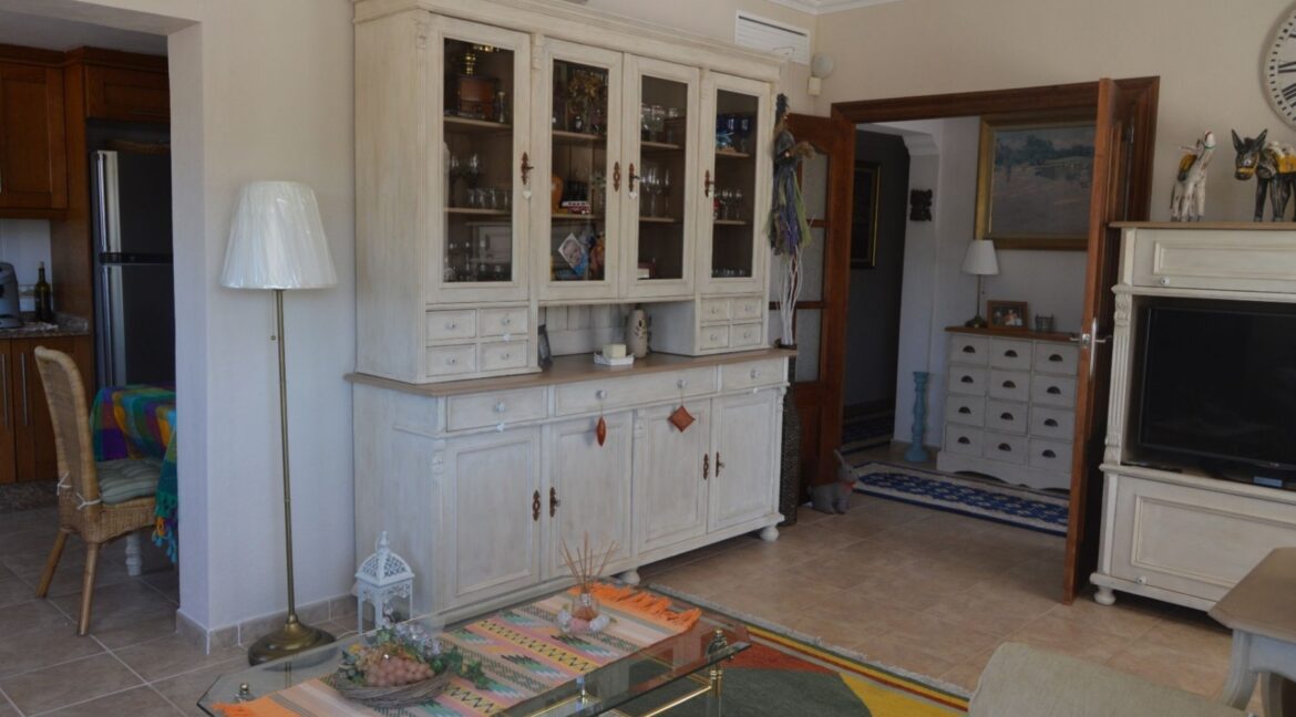 o_1efa75kmq1vt1odh1v6macuu1l44