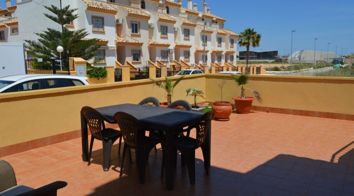 o_1efaijr0t16i81php48m1vp31cmn35