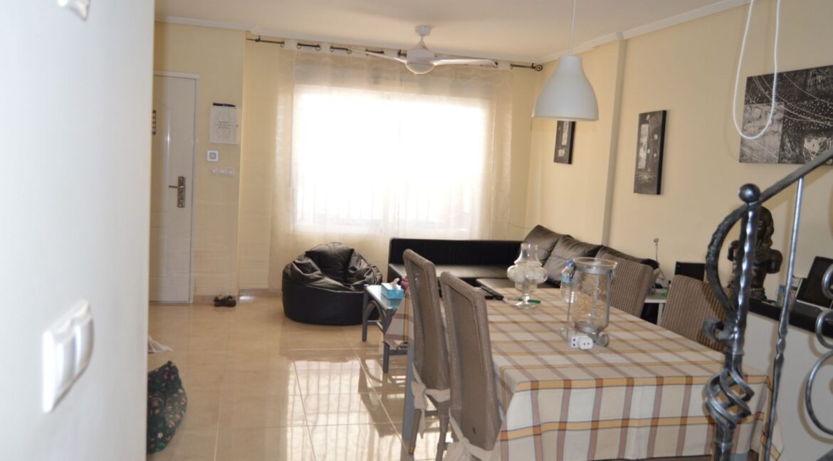 o_1efaijr0t4mu1cam1mrr1bmq1kn30