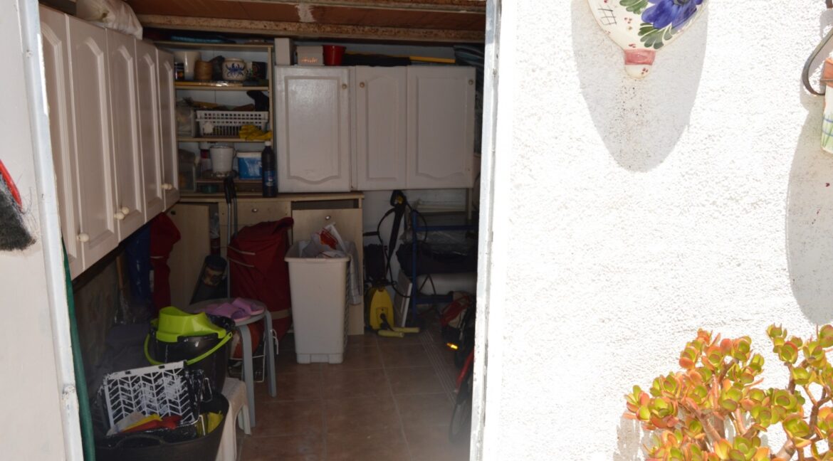 o_1efd55c3e1g2mv2jtoc1ghp1qoq2t