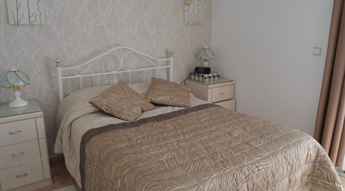 o_1efd55c3ed0j9h61ro12j11ou338