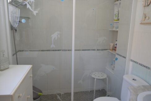 o_1efd55c3emli7321vffrrb18bf31